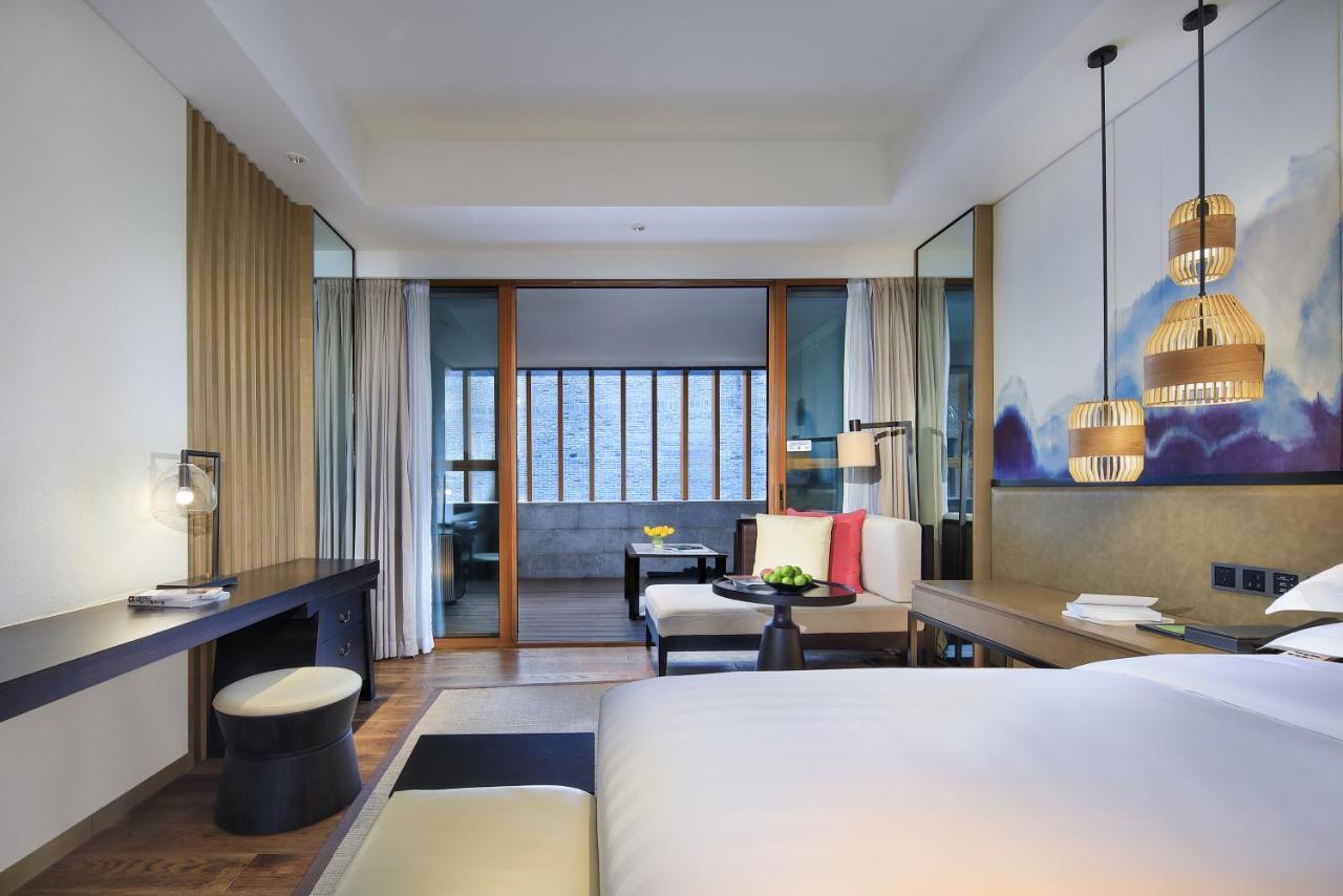 Yangshuo West Street Hotel Bagian luar foto